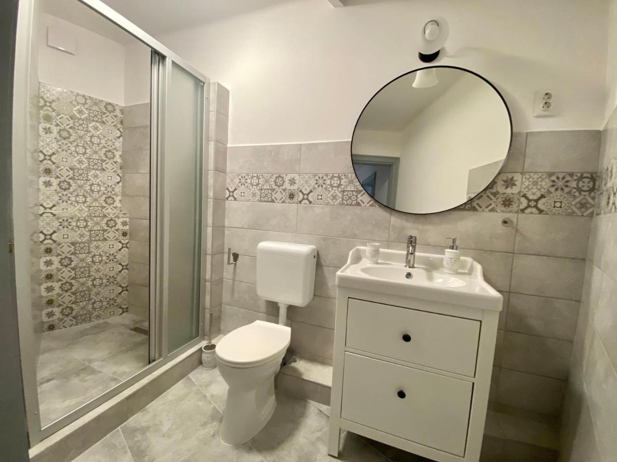 Pacsirta Apartman Grand 埃格尔 外观 照片