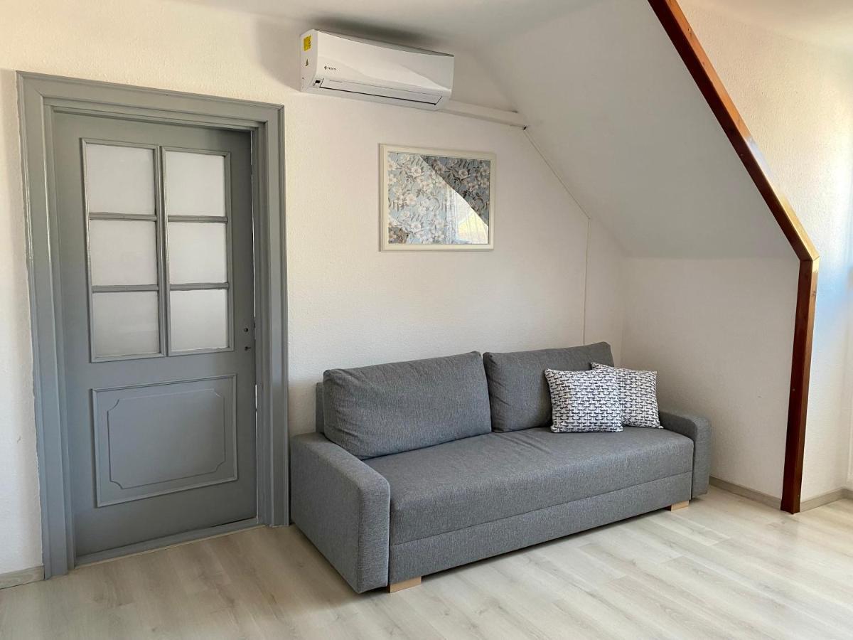 Pacsirta Apartman Grand 埃格尔 外观 照片