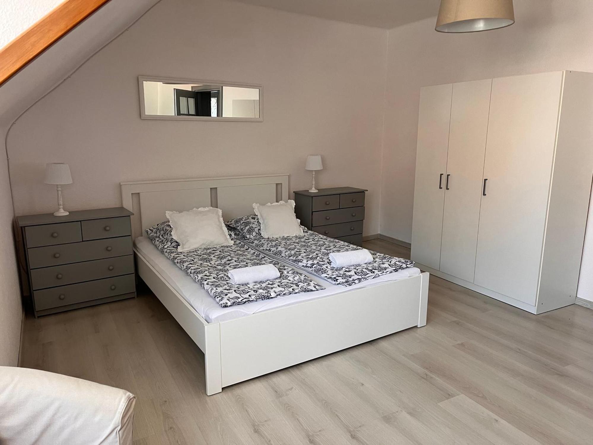 Pacsirta Apartman Grand 埃格尔 外观 照片