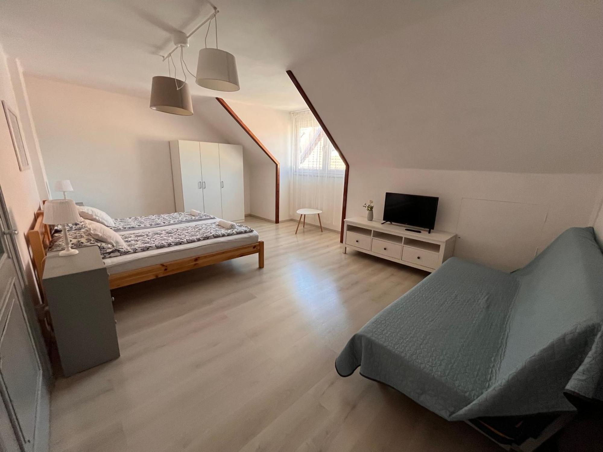 Pacsirta Apartman Grand 埃格尔 外观 照片