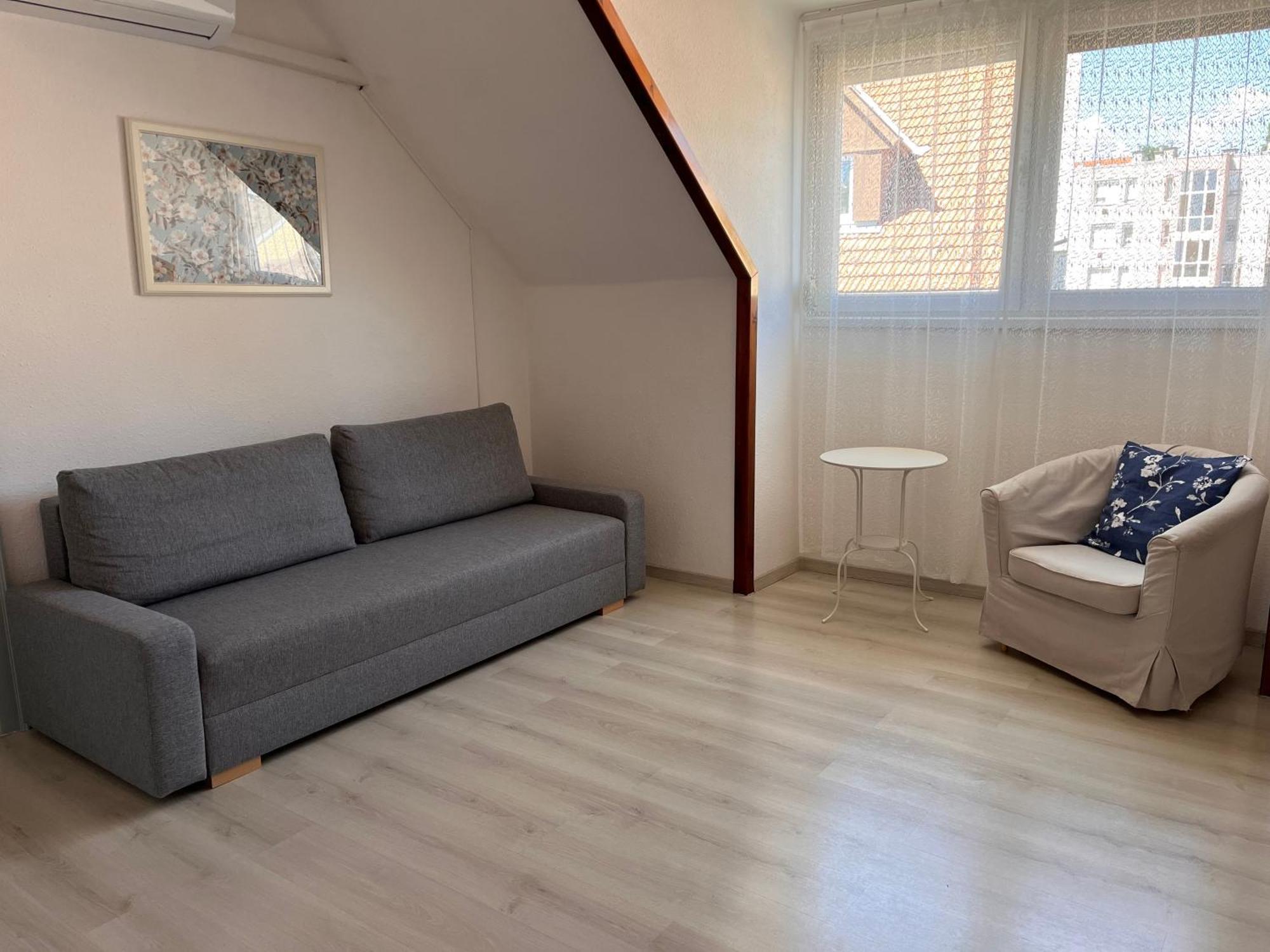 Pacsirta Apartman Grand 埃格尔 外观 照片